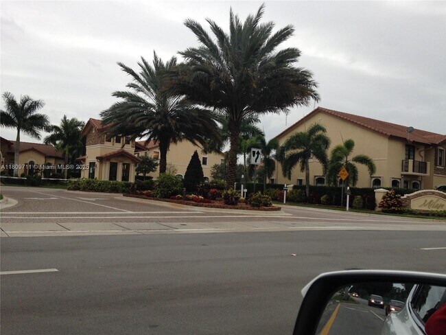 Foto del edificio - 3263 NW 102nd Pl
