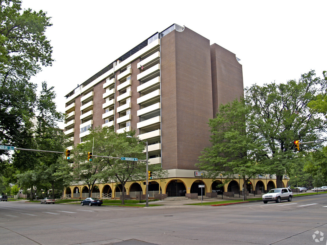 Primary Photo - Park Lane Towers