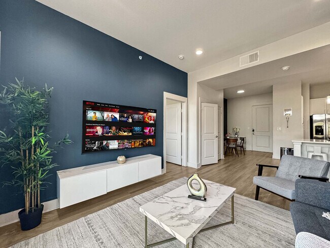 Building Photo - 2916 Indiana St