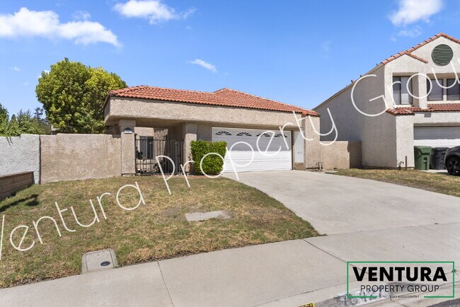 Building Photo - Clean 3-Bedroom, 2 Baths with large yard in Moorpark – Comfort & Convenience Await!