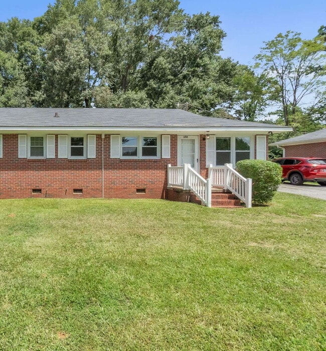 Foto del edificio - Newly renovated 2 BR / 1 BA Duplex in hear...