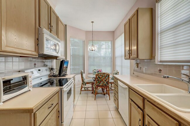 Foto del edificio - 414 SW Fairway Landing