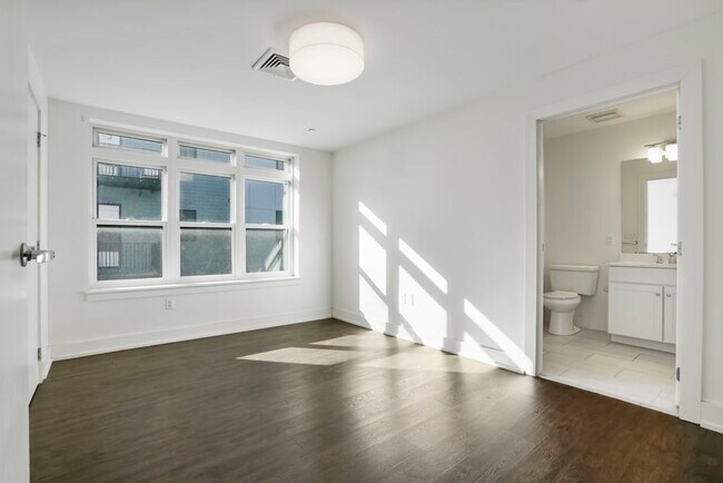 Foto del edificio - 20 Penniman Rd