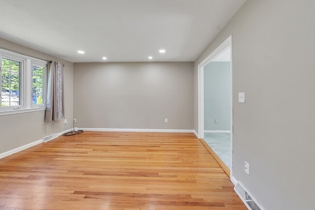 Foto del edificio - 102 Prospect St