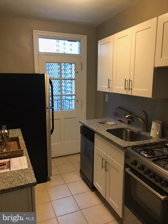 Foto del edificio - 2031 Locust St