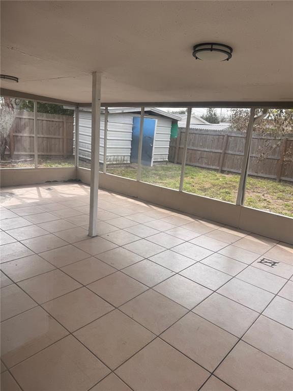 Foto del edificio - 2043 Shannon Dr