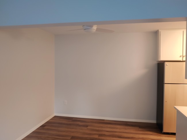 Foto del edificio - 4370 Brookside Ct