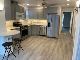 Foto principal - 4425 N Kenton Ave