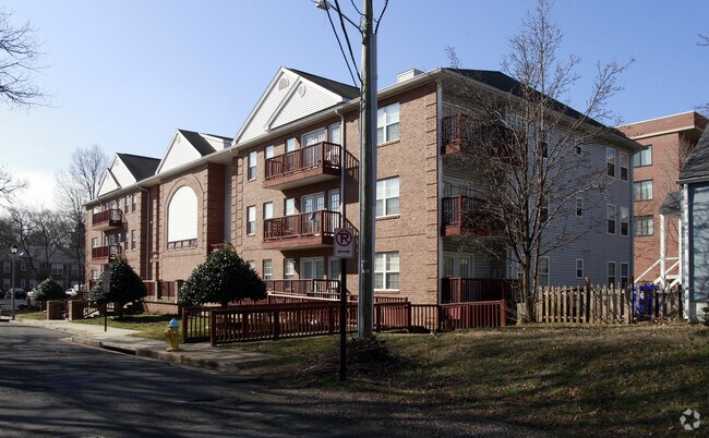 South Ballston Place Apartments Arlington, VA