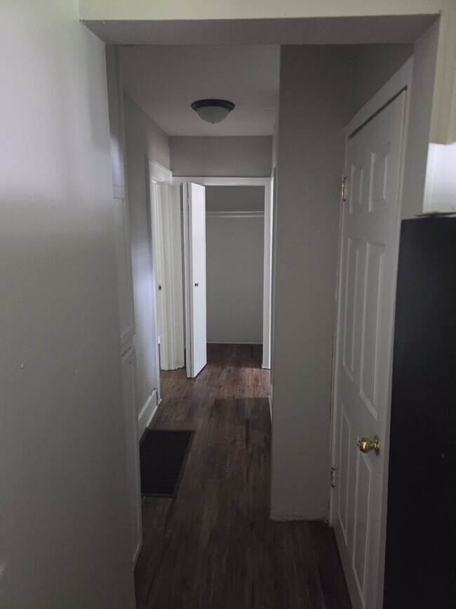 Foto del edificio - Spacious 4-Bedroom Home in Peoria — Dog-Friendly & Move-In Ready!