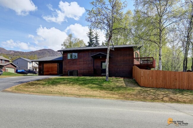 Building Photo - Birch Lane in Eagle River