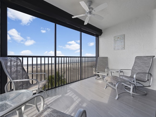 Building Photo - 6400 Estero Blvd