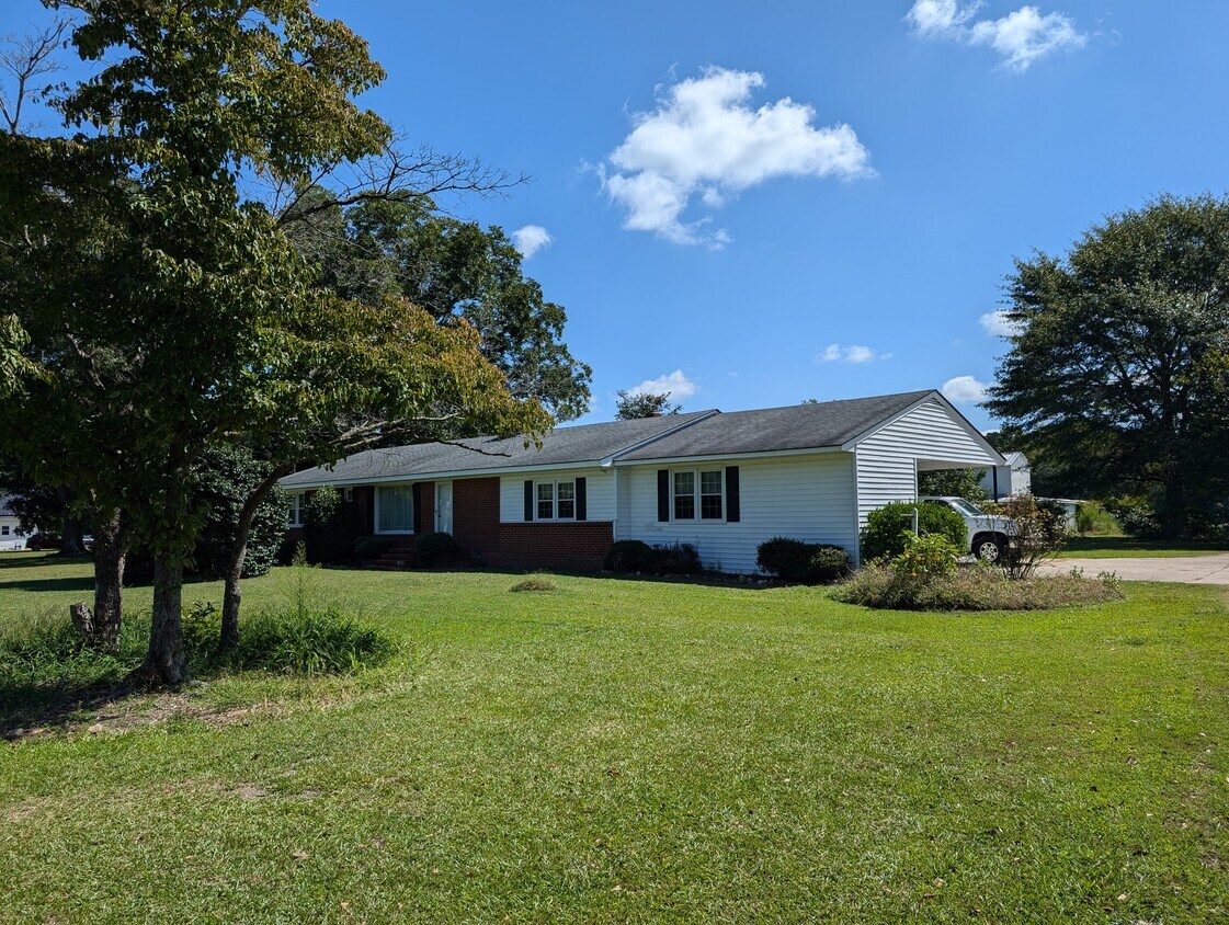 Primary Photo - 9165 Rex-Turner Rd