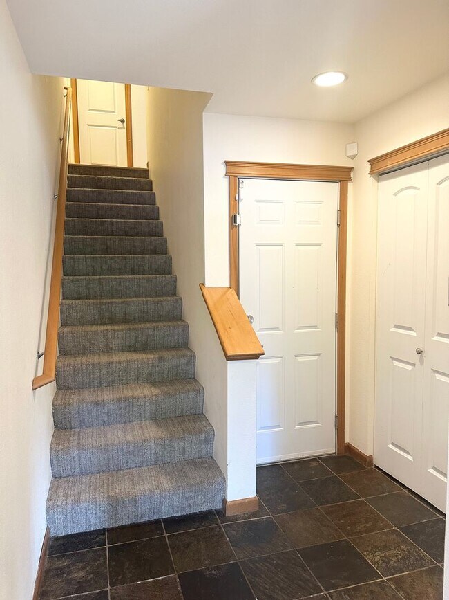 Photo - Spacious 2 bedroom + Office /Den, 2.5 bath... Townhome