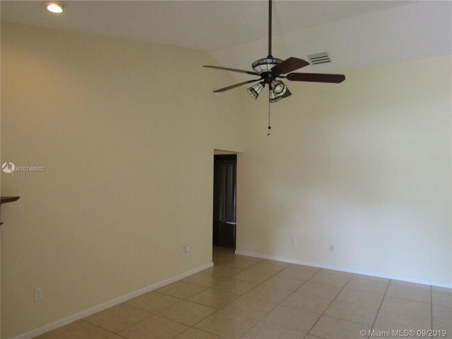 Building Photo - 4139 Fox Trace Rd