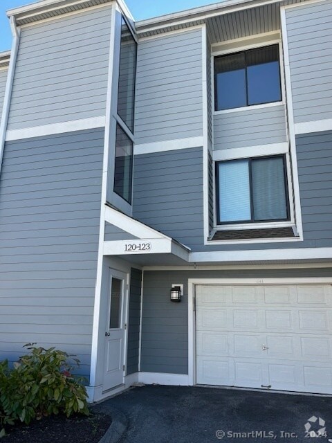 Building Photo - 123 Olcott Way