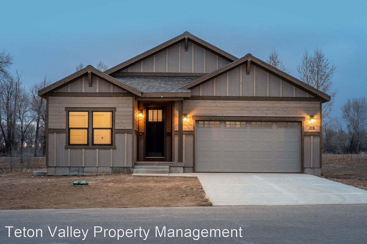 Primary Photo - 3 br, 2 bath House - 312 Harris Hawk Drive