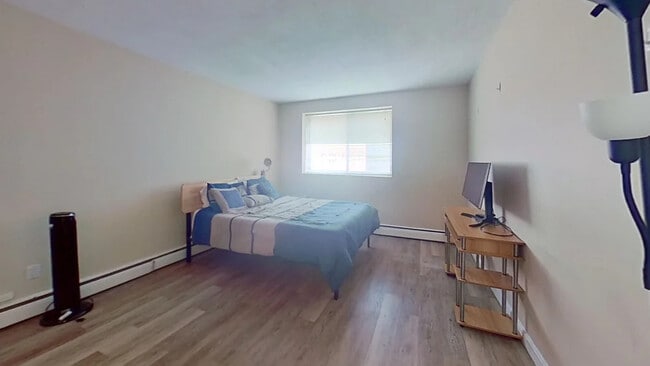 Building Photo - 123 Sewall Ave