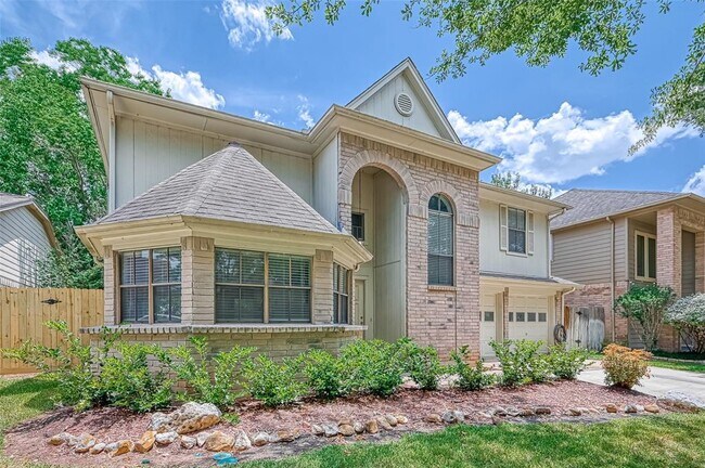 Building Photo - 2731 Lakefield Way