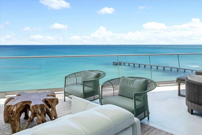 Building Photo - 16901 Collins Ave