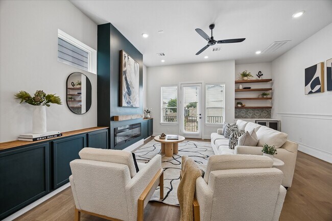 Foto del edificio - 1232 W 21st St
