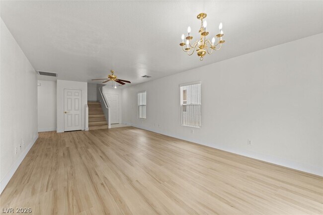 Foto del edificio - 7660 Hope Valley St