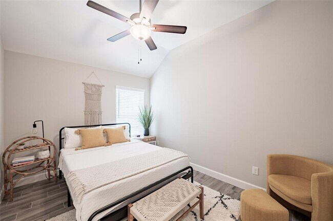Foto del edificio - 451 Stonebrook Ln