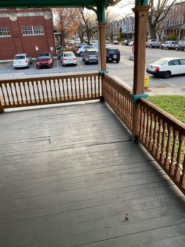 Foto del edificio - 664 Linden Ave