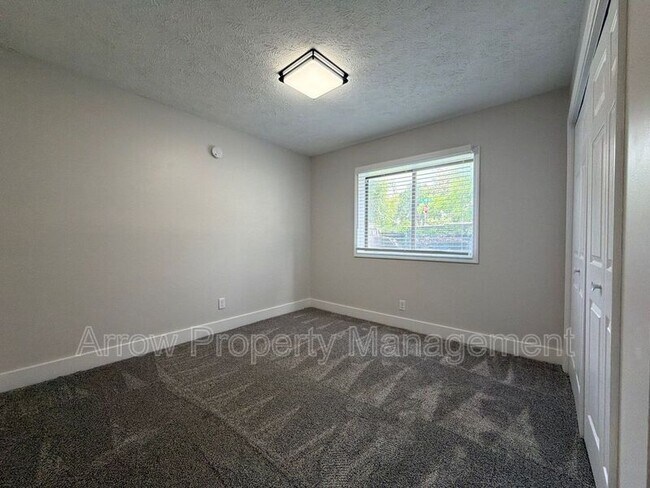 Building Photo - 1429 N 34th St