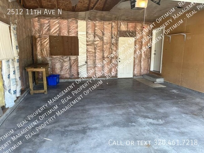 Building Photo - 2512 11th Ave N