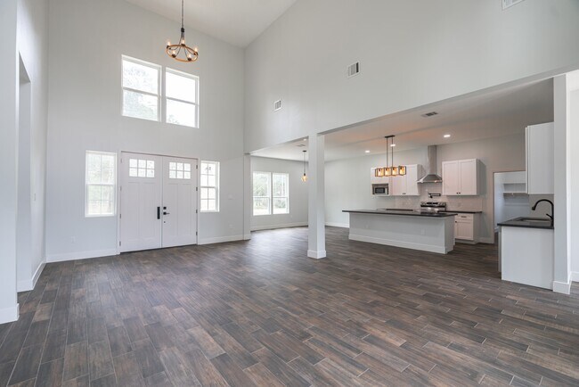 Foto del edificio - 32507 Westwood Square W Dr