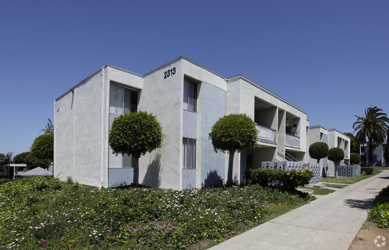 Primary Photo - National City Park Apartments