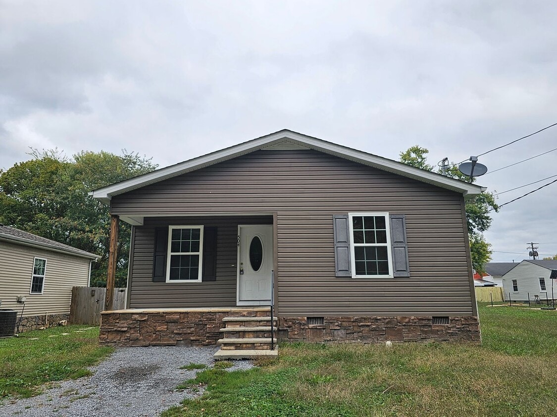 504 Wheeler St, Tullahoma, TN 37388 House Rental in Tullahoma, TN