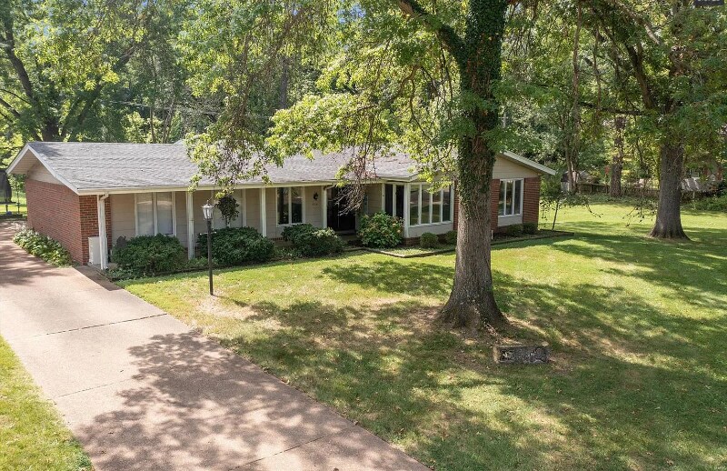 Foto del edificio - 494 Trailwood Dr