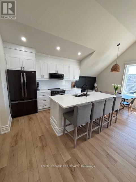 Building Photo - 125 Parker Dr