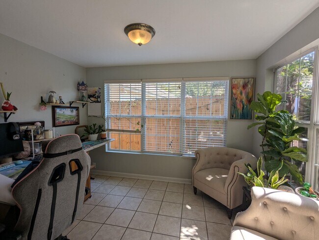 Foto del edificio - 2587 Yarmouth Ln