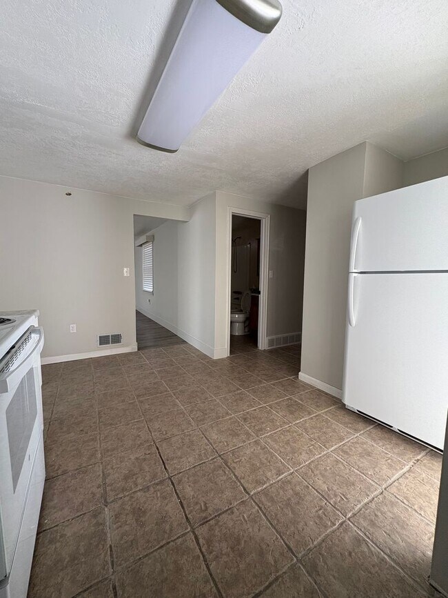 Foto del edificio - 760-762 N 100 W