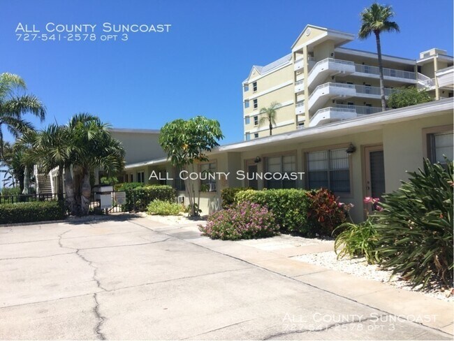 Building Photo - 16850 Gulf Blvd