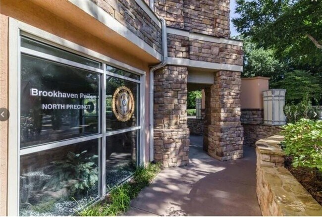 Foto del edificio - 10 Perimeter Summit Blvd