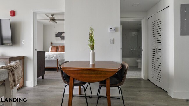 Foto del edificio - 1025 E 25th St
