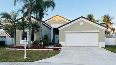 Building Photo - 1064 Cedar Falls Dr