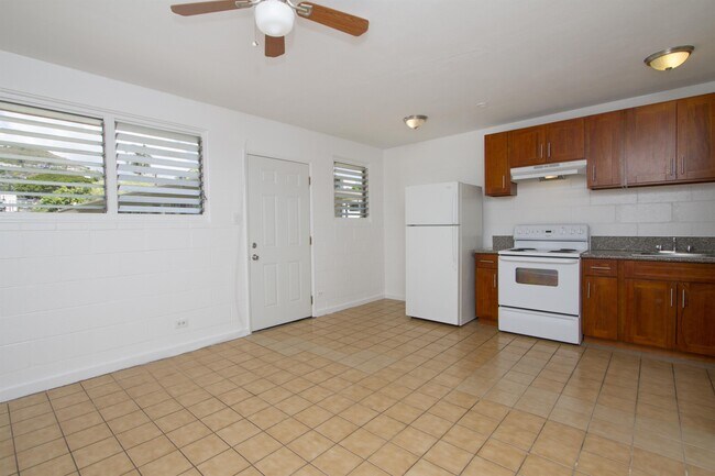 Foto del edificio - 1547 Wilder Ave