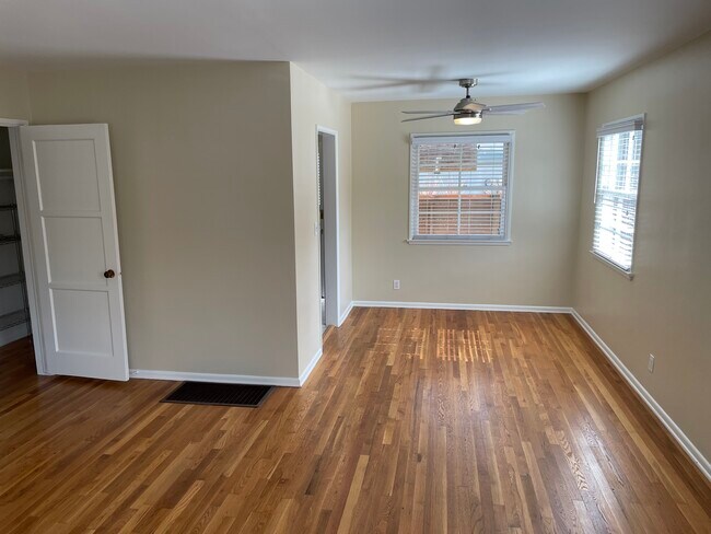 Dining Room - 2109 10th St