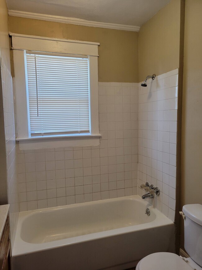 Foto del edificio - 3217 Mersington Ave