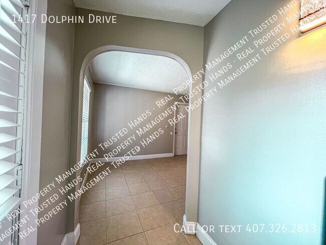 Foto del edificio - 1417 Dolphin Dr