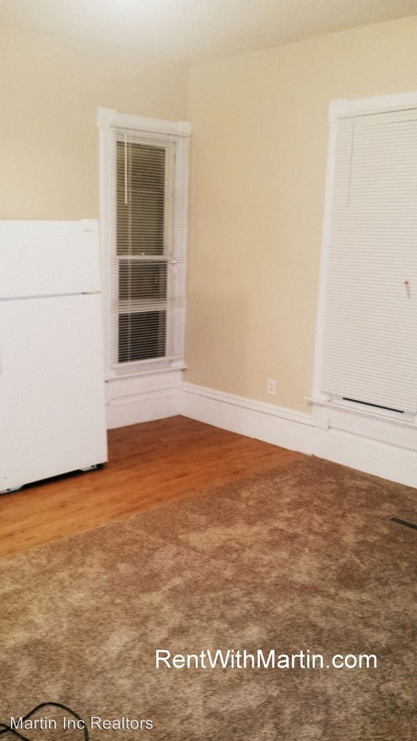 Building Photo - 225 E Mullan Ave