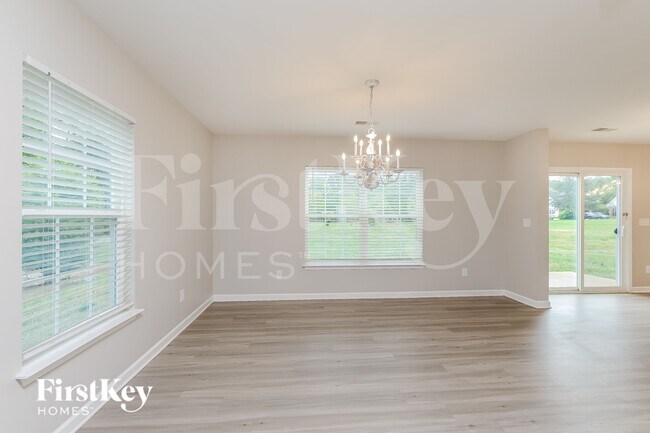 Foto del edificio - 107 Sawyer Ln