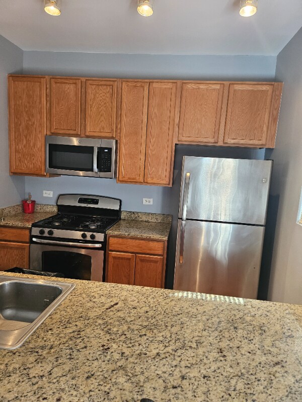 Foto del edificio - 317 E 25th St