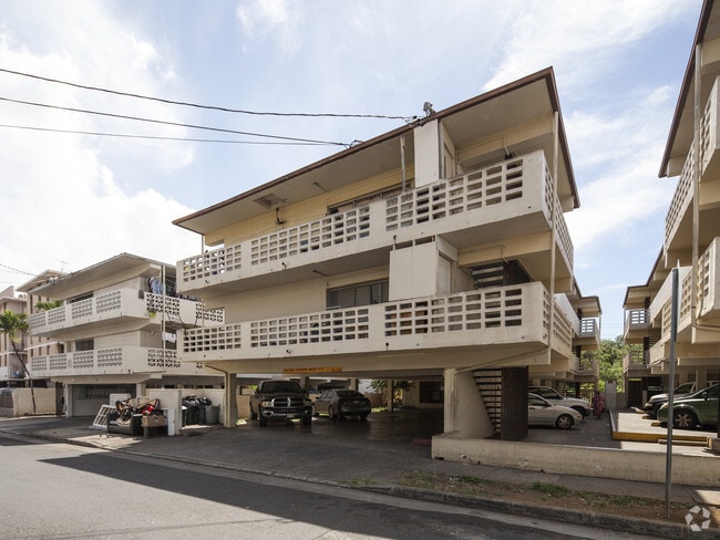 Building Photo - 94-305 Pupuole St