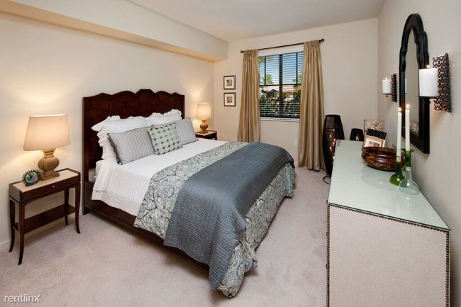 Foto del edificio - 9615 Fontainebleau Blvd
